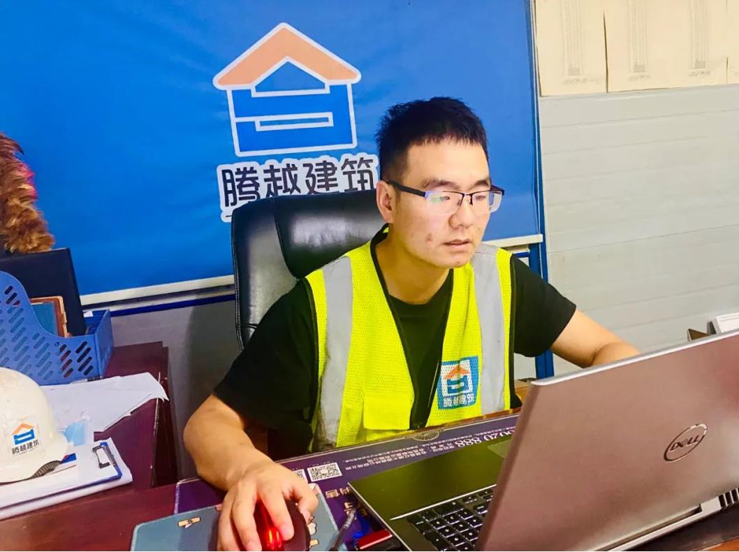 先鋒人物|擇一事、專(zhuān)一業(yè)的工地“超級(jí)鐵人”