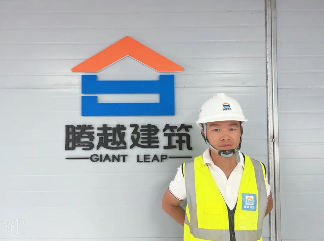 先鋒人物|相伴12年，從“人民衛(wèi)士”到“騰越鐵軍”